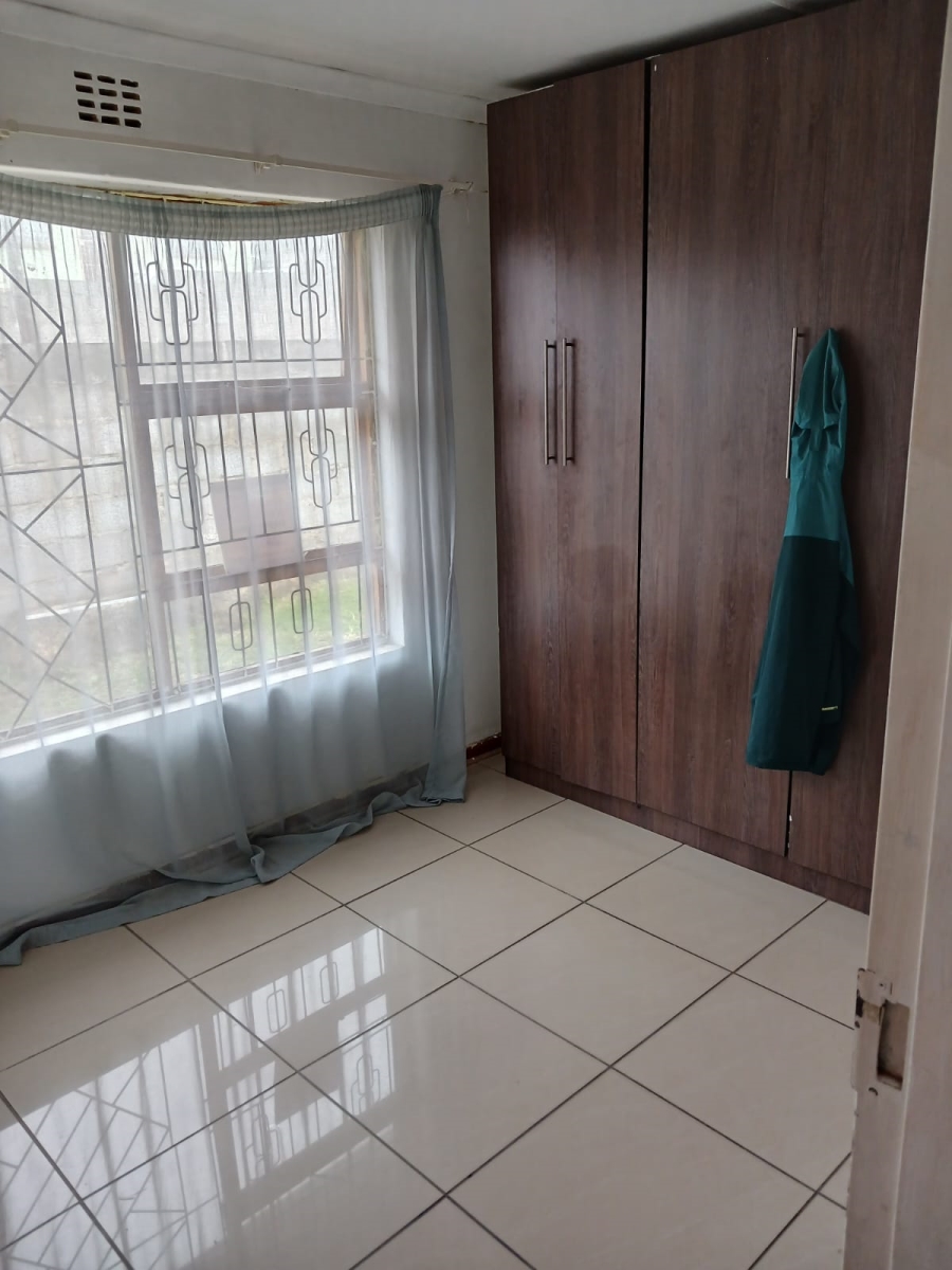 To Let 2 Bedroom Property for Rent in Amalinda North Eastern Cape